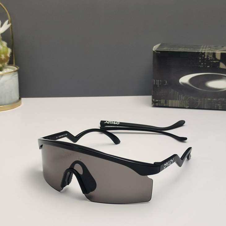 Picture of Oakley Sunglasses _SKUfw66124322fw